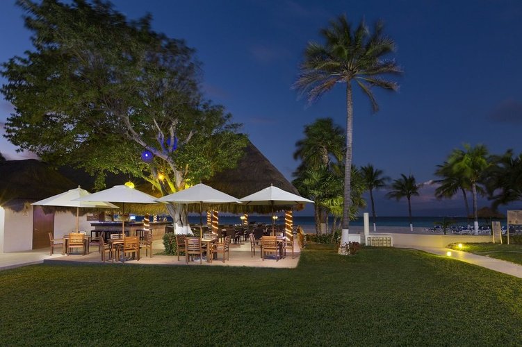 La palapa Beachscape Kin Ha Villas & Suites Cancún