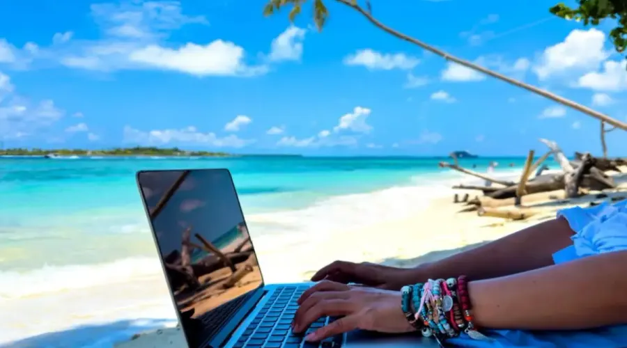 Guía para trabajar desde la playa: Los mejores consejos para nómadas digitales en Cancún Beachscape Kin Ha Villas & Suites Cancún Guía para trabajar desde la playa: Los mejores consejos para nómadas digitales en Cancún Beachscape Kin Ha Villas & Suites Cancún